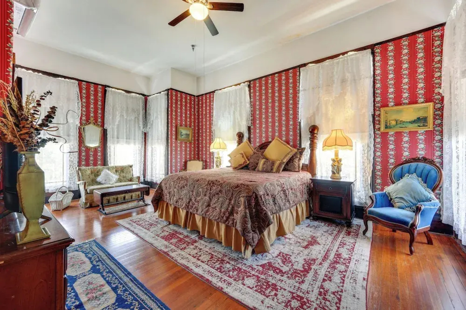 Grand Gables: Home 1 Block to St Johns River