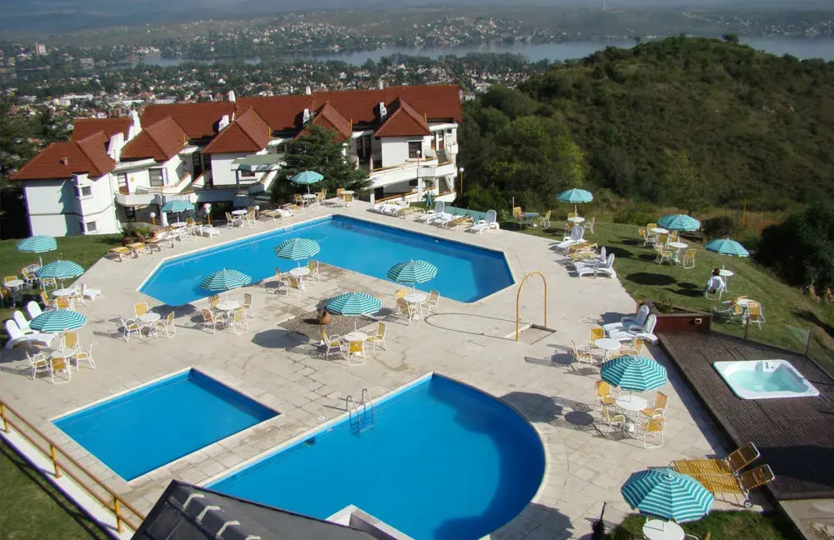 Le Mirage Village Club