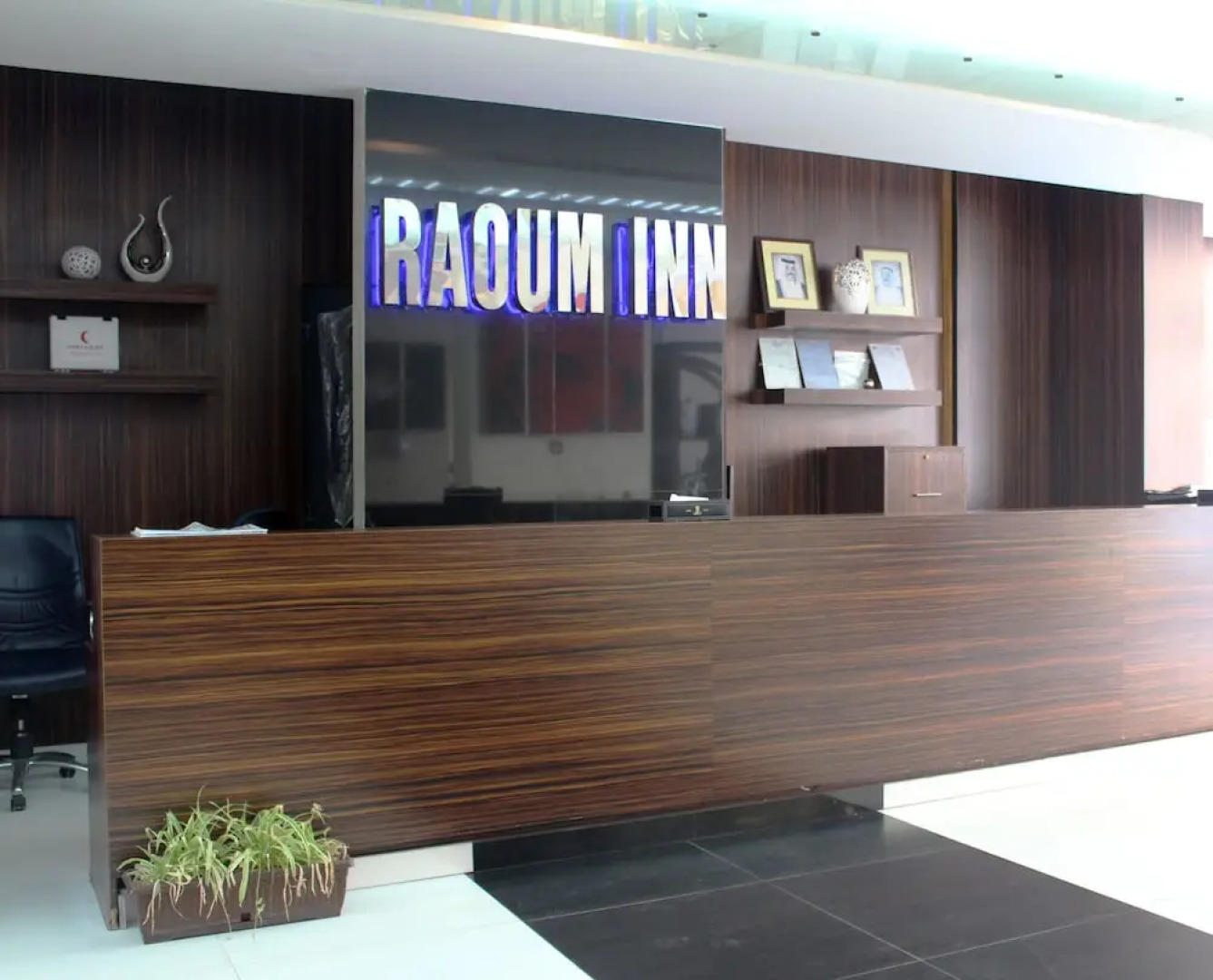 Raoum Inn