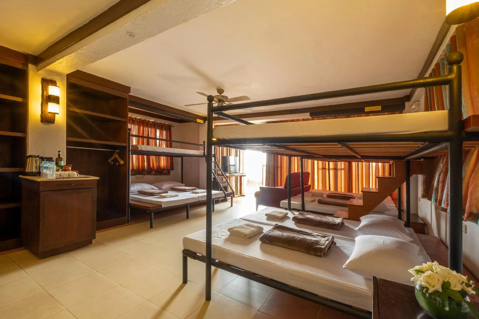 West 35 Eco Mountain Resort