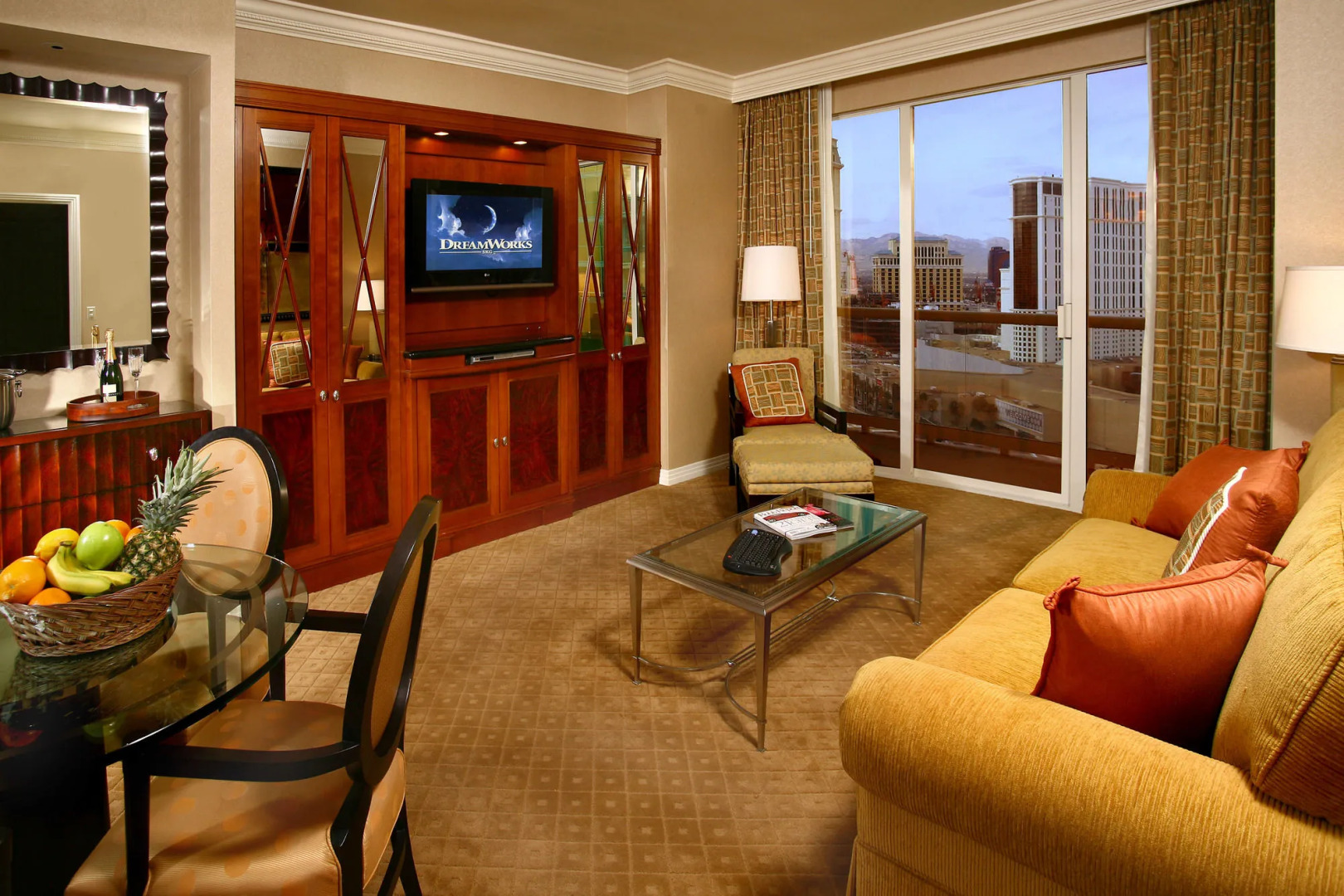 Luxury Suites International At The Signature