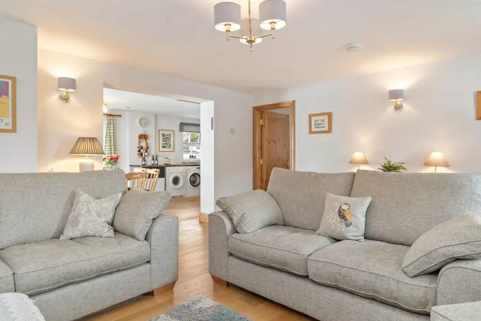 Two Hoots - Peaceful Cottage Rural Views