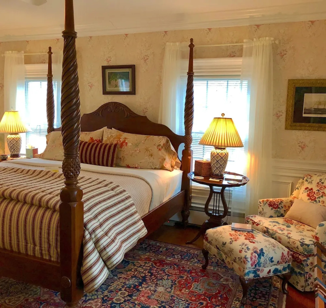 Captain David Kelley House Bed & Breakfast