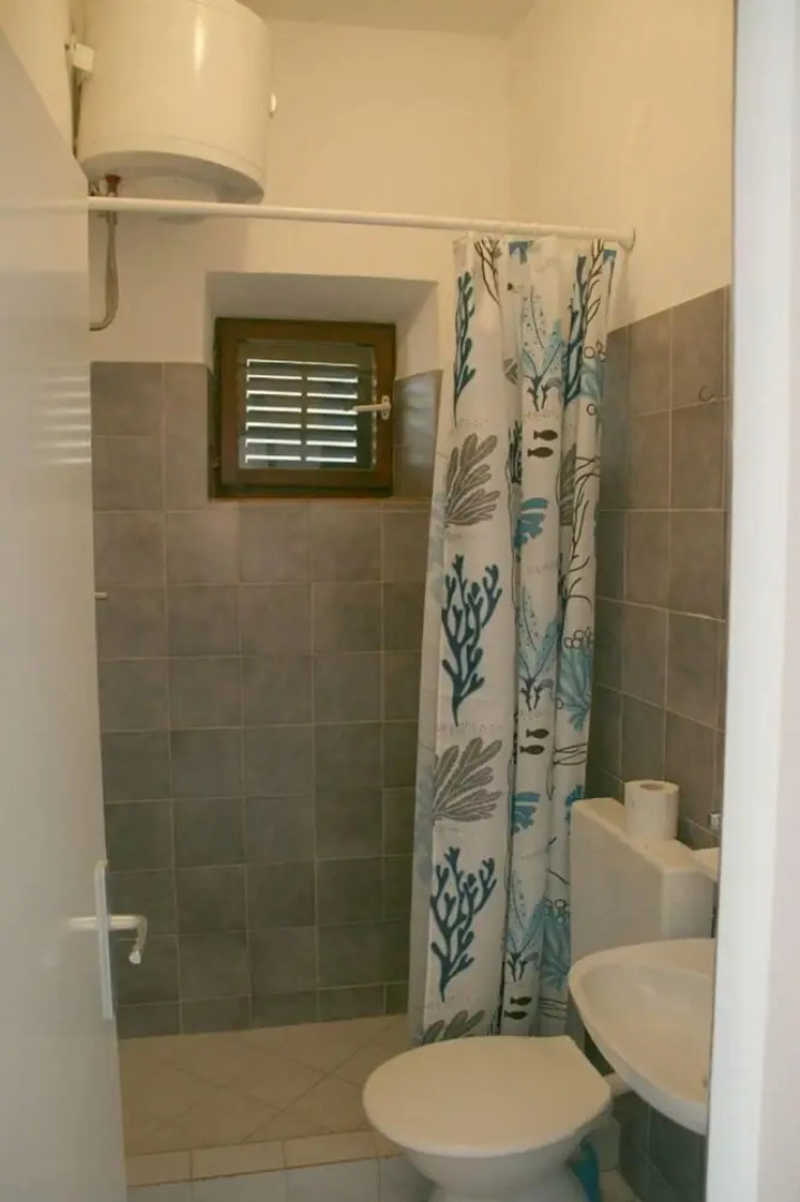 Robert - 5m From the sea - A2