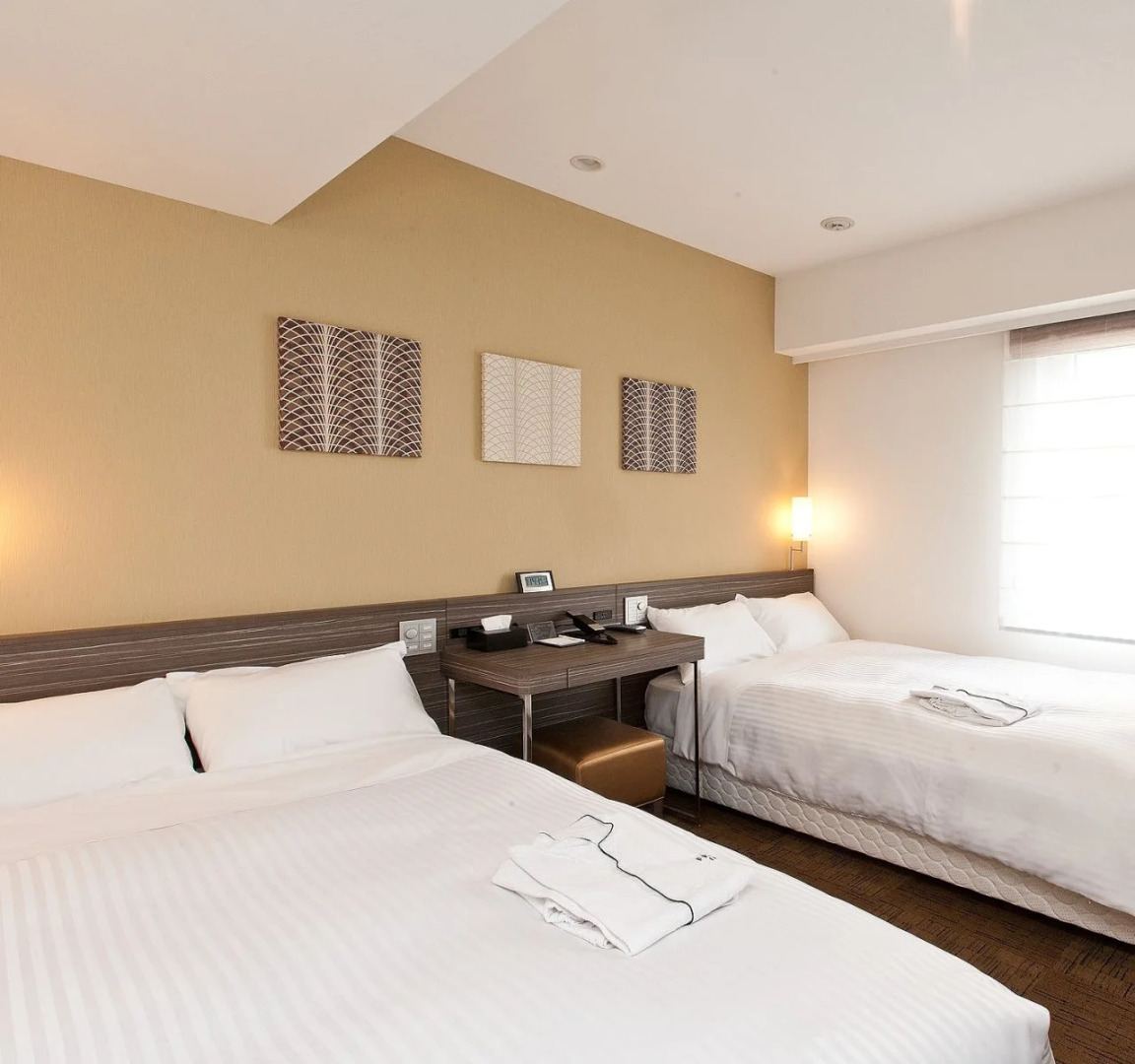 Отель Sotetsu Fresa Inn Shimbashi Hibiyaguchi