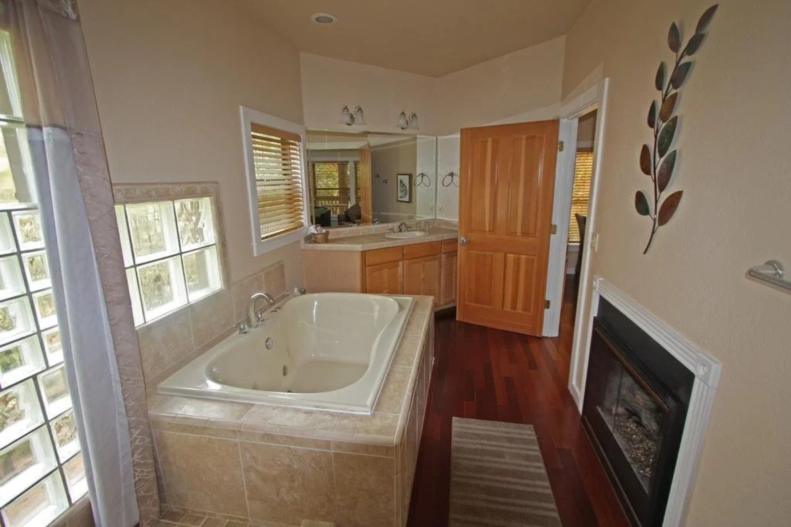 The Inn at Shasta Lake