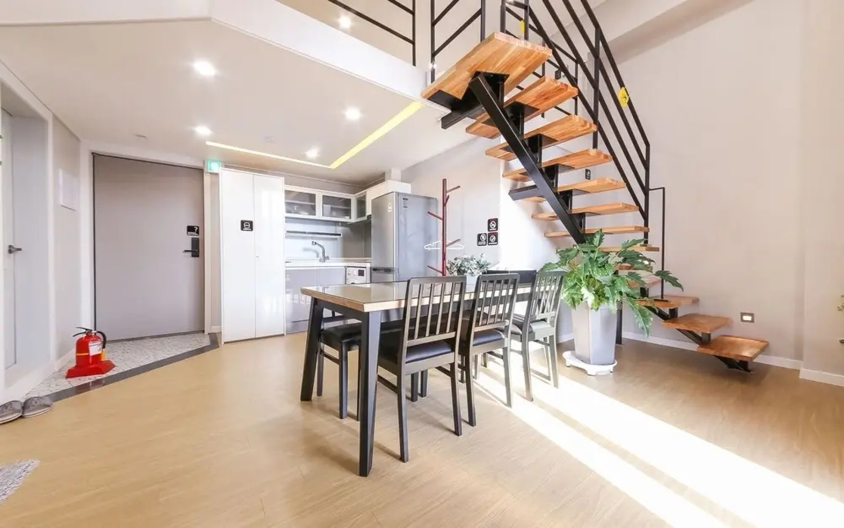 Wando Hotel Corner Residence