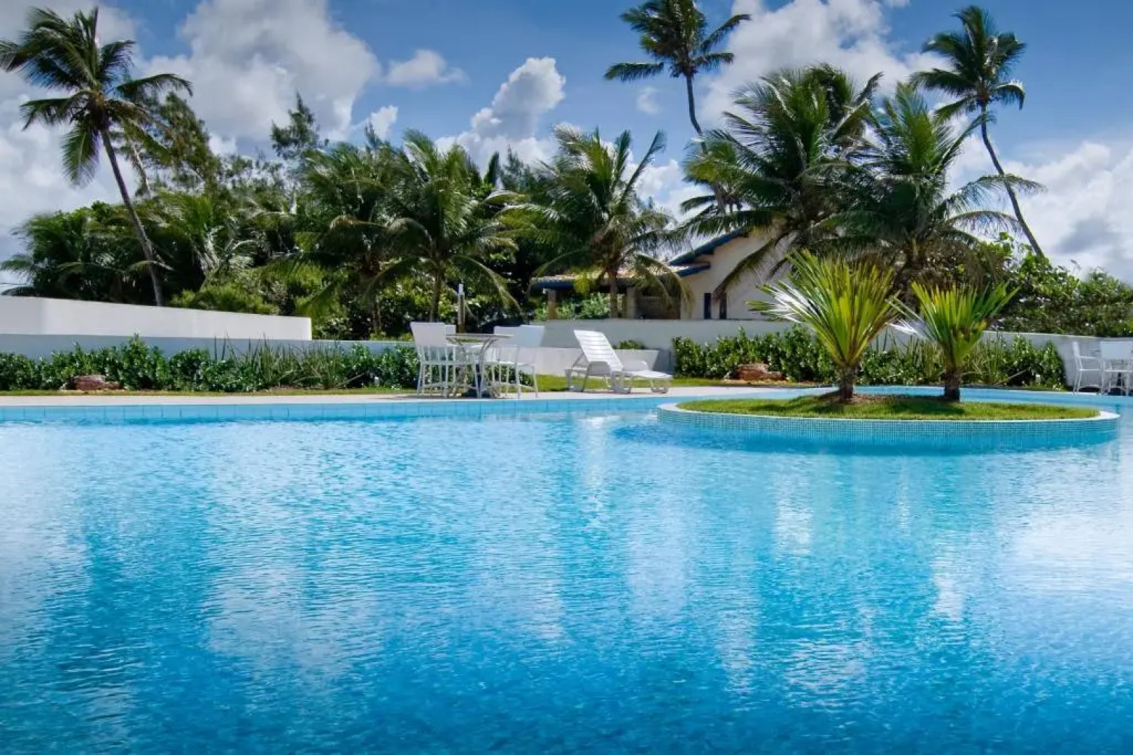 OYO Hotel Arembepe Beach Hotel