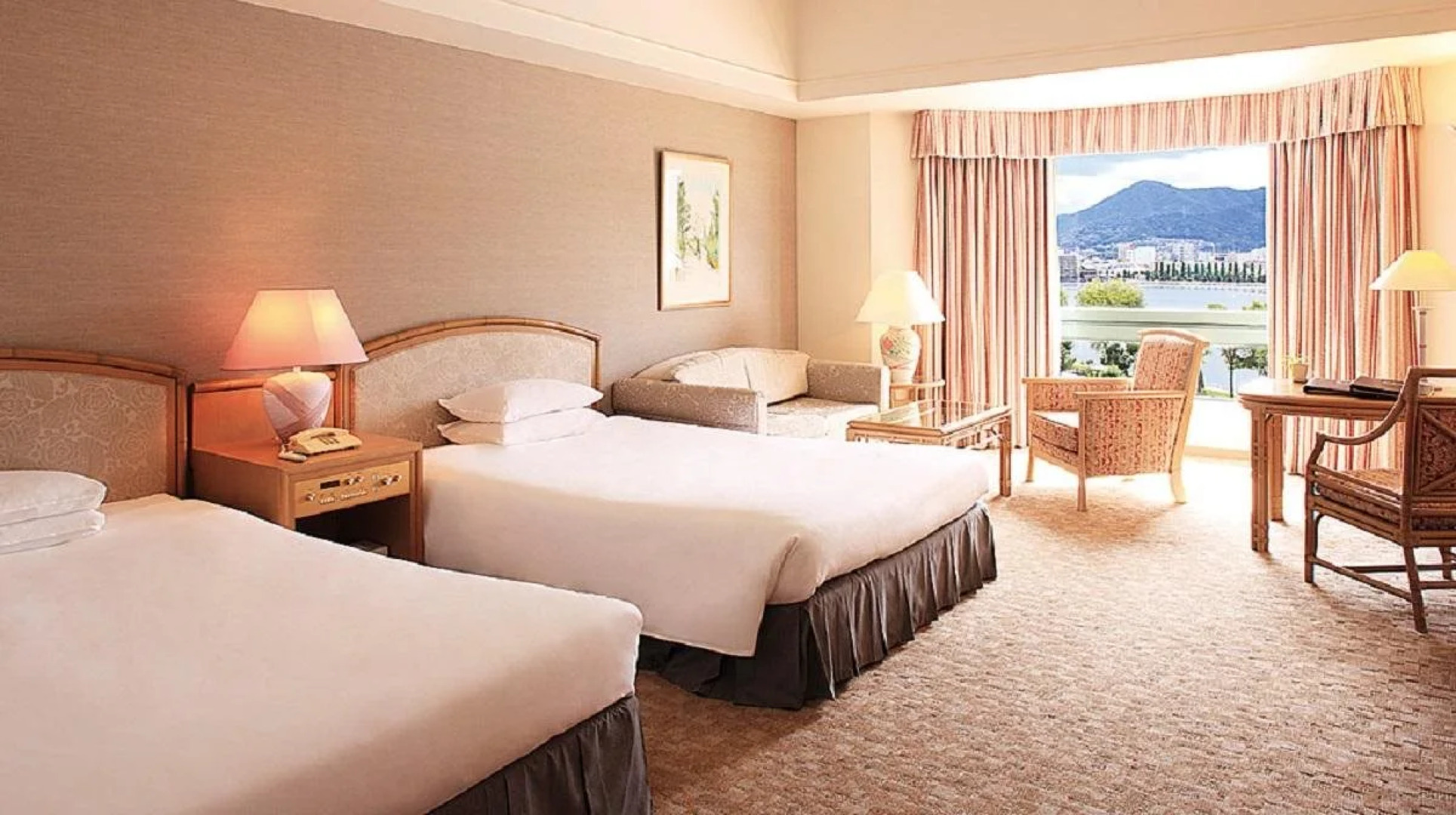 Royal Oak Hotel Spa & Gardens