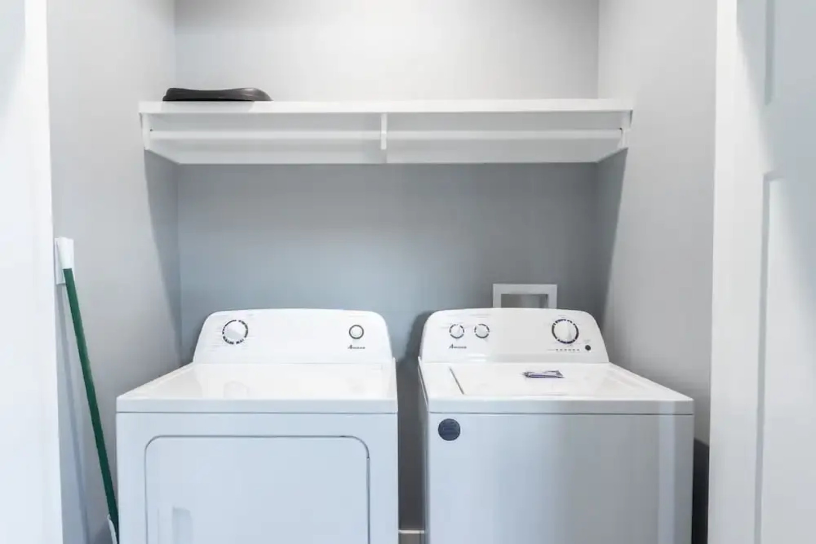 The Rookery Iii 7011 3 Bedroom Cottage by RedAwning