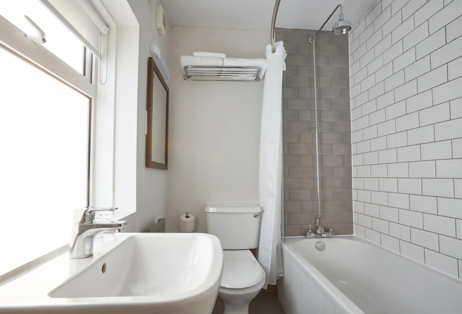 The Spyglass and Kettle