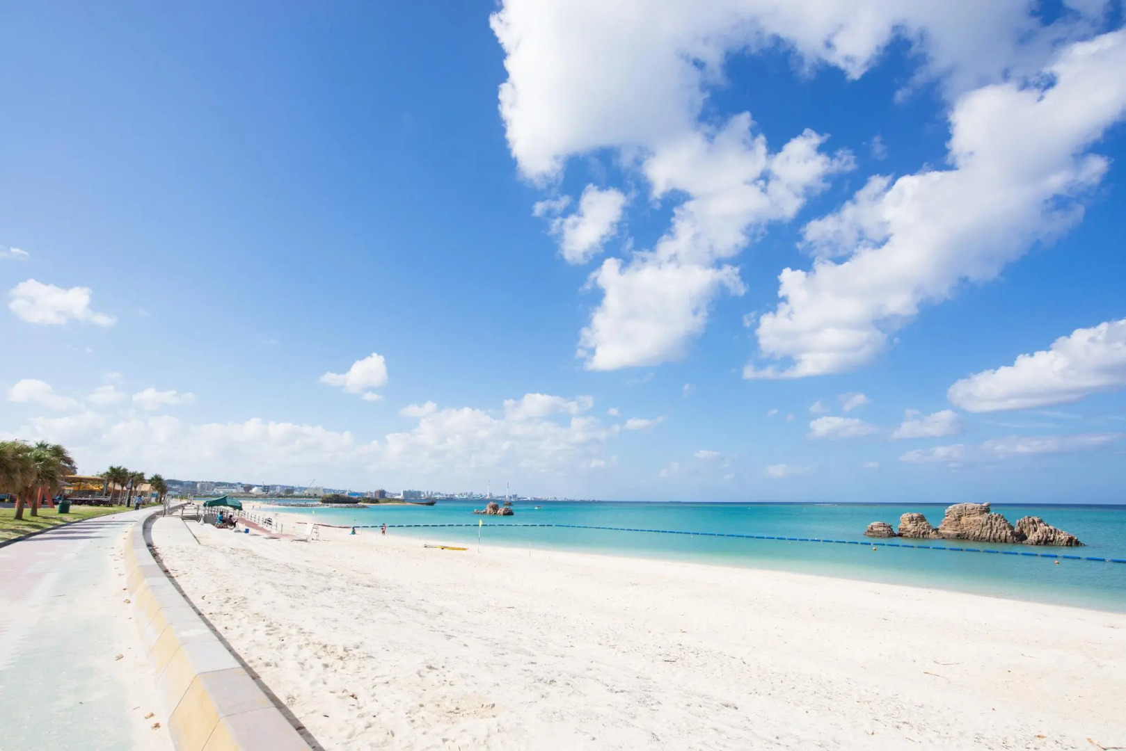 Kariyushi Condominium Resort Chatan ROUTE58