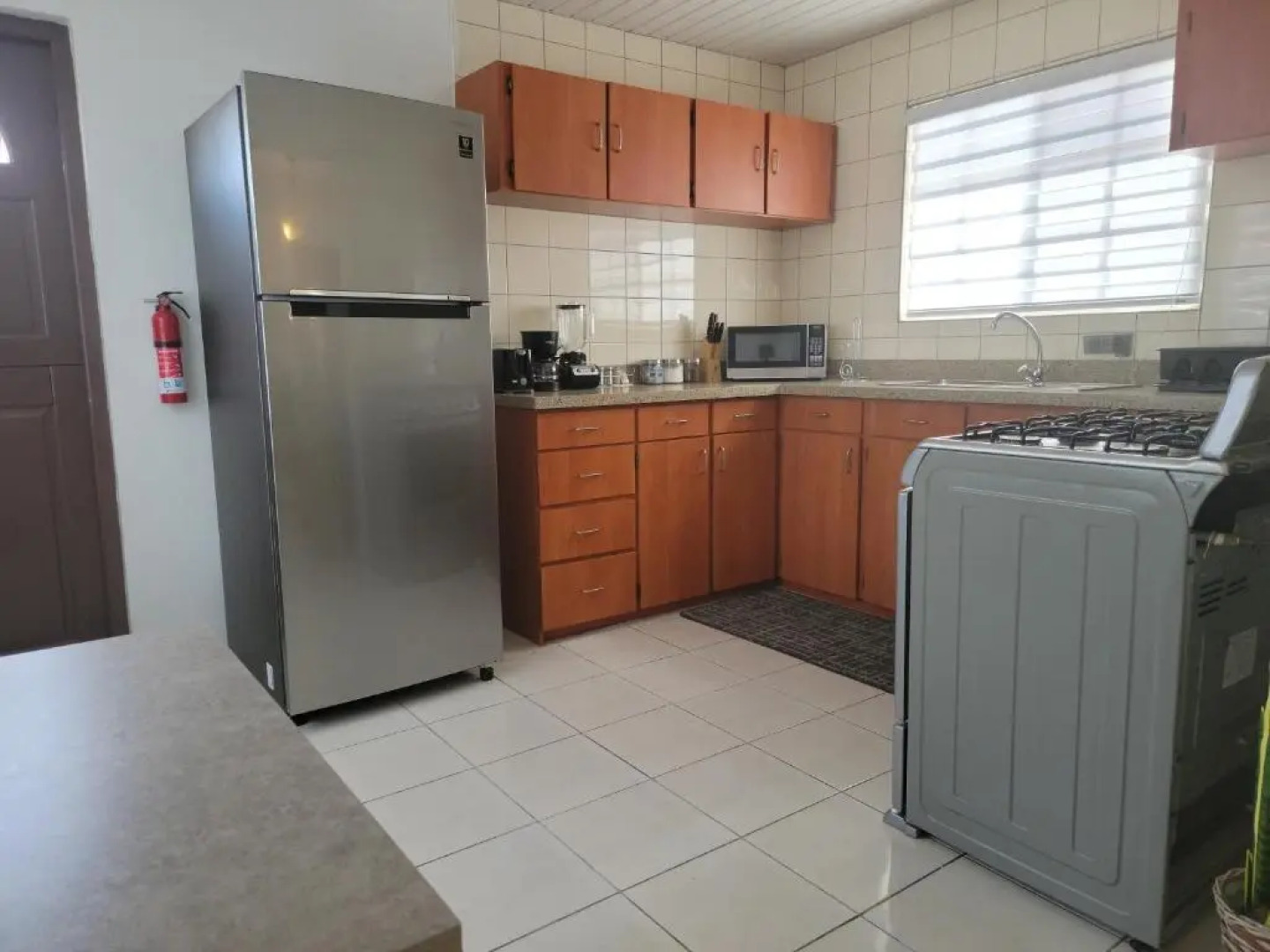 Roncado Cheerful-3 Bedroom Home Aruba