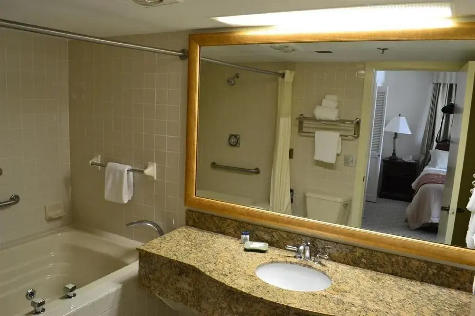 Jameson Inn & Suites