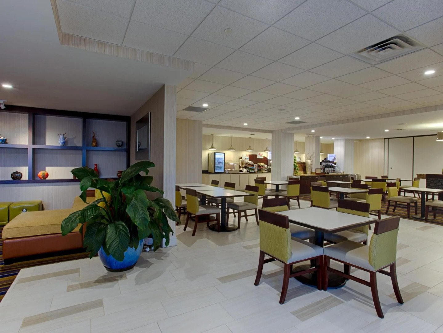 Holiday Inn Express & Suites Baltimore West - Catonsville by IHG