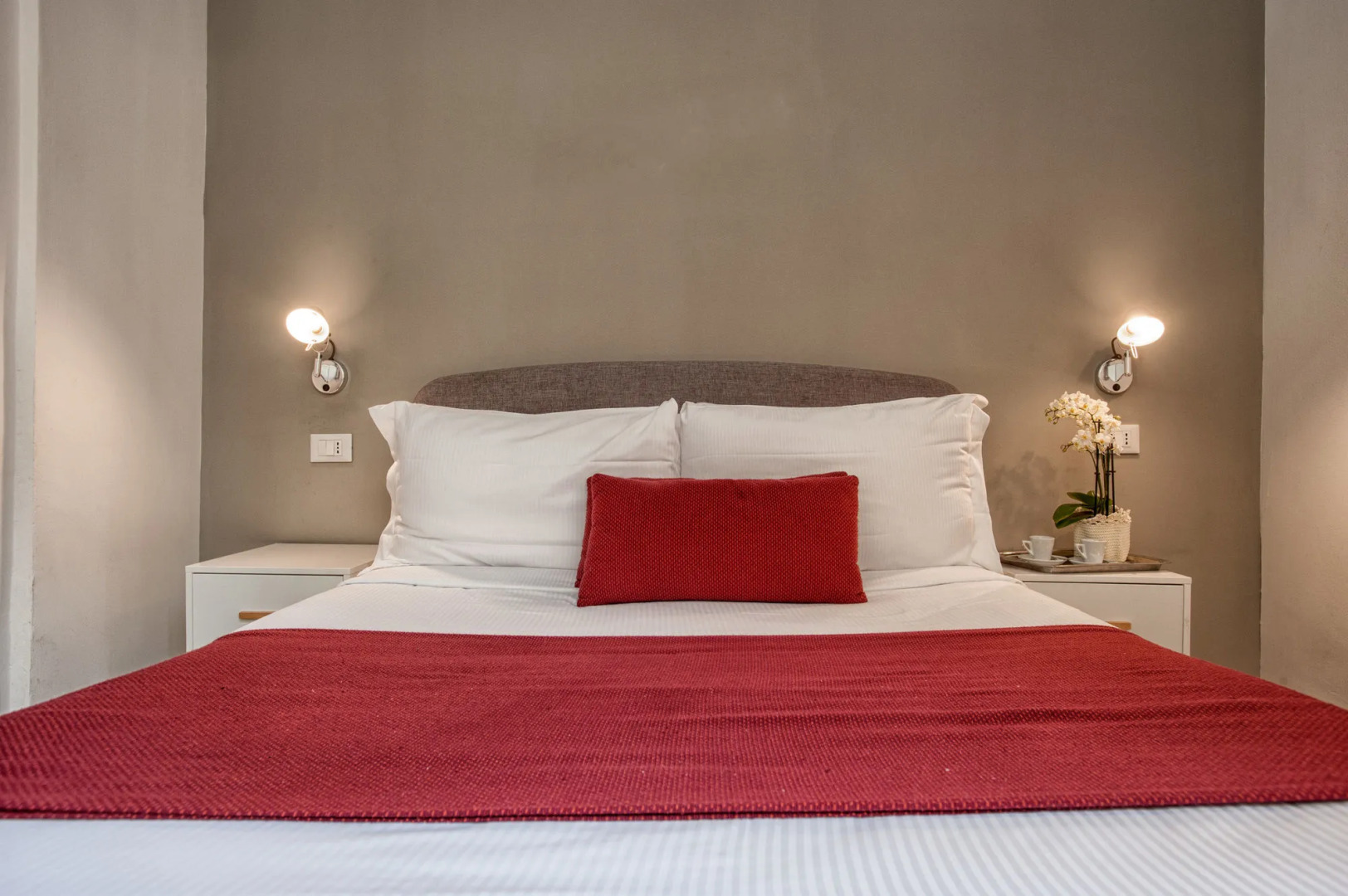 Terrace Pantheon Relais