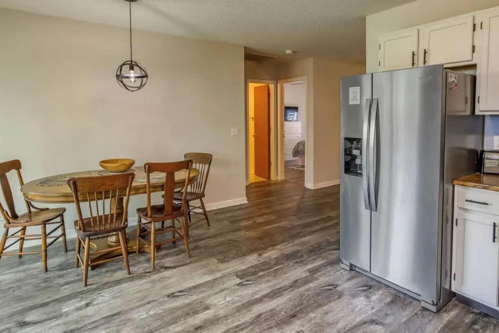 Dog-friendly Oak Island Rental - 1 Mi to Beach!