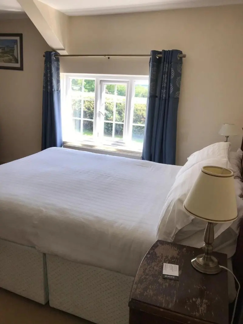 The Wheatsheaf Inn
