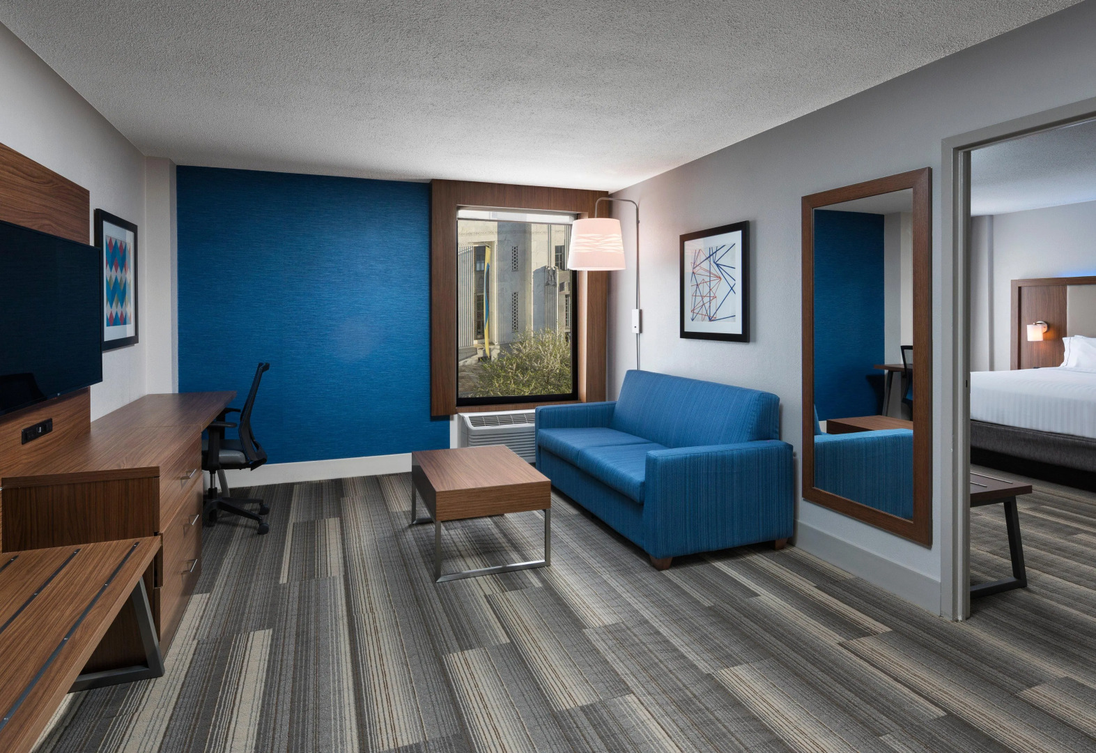 Holiday Inn Express Nashville Downtown - Broadway by IHG