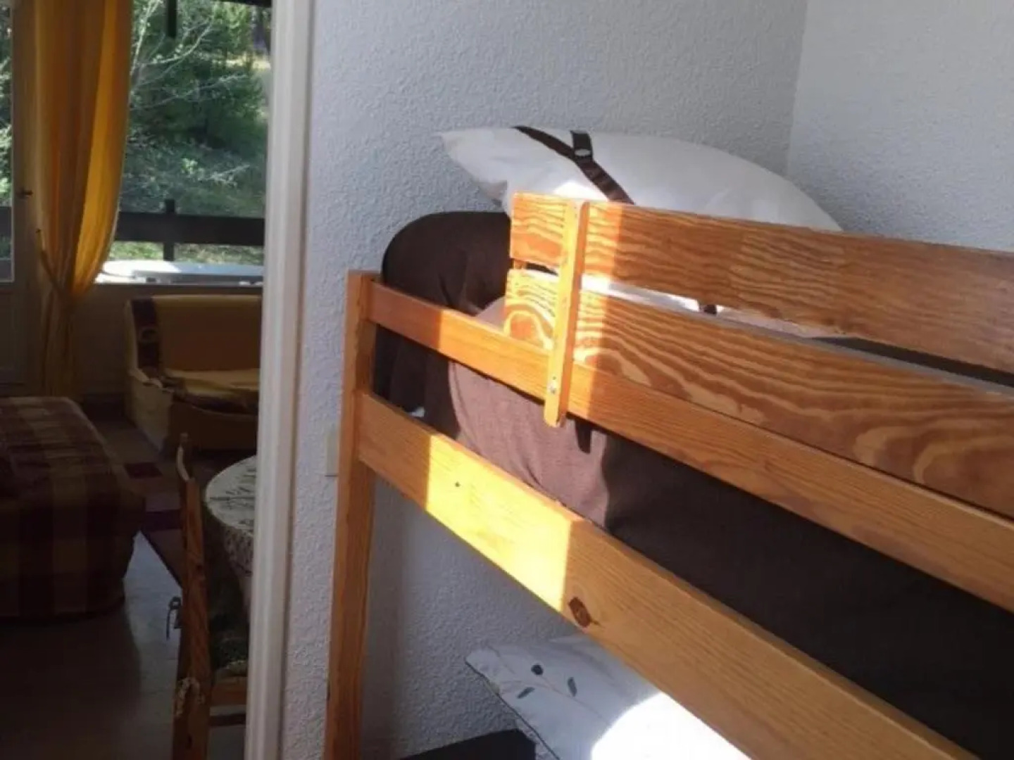 Appartement Enchastrayes, 1 pièce, 4 personnes - FR-1-165A-31