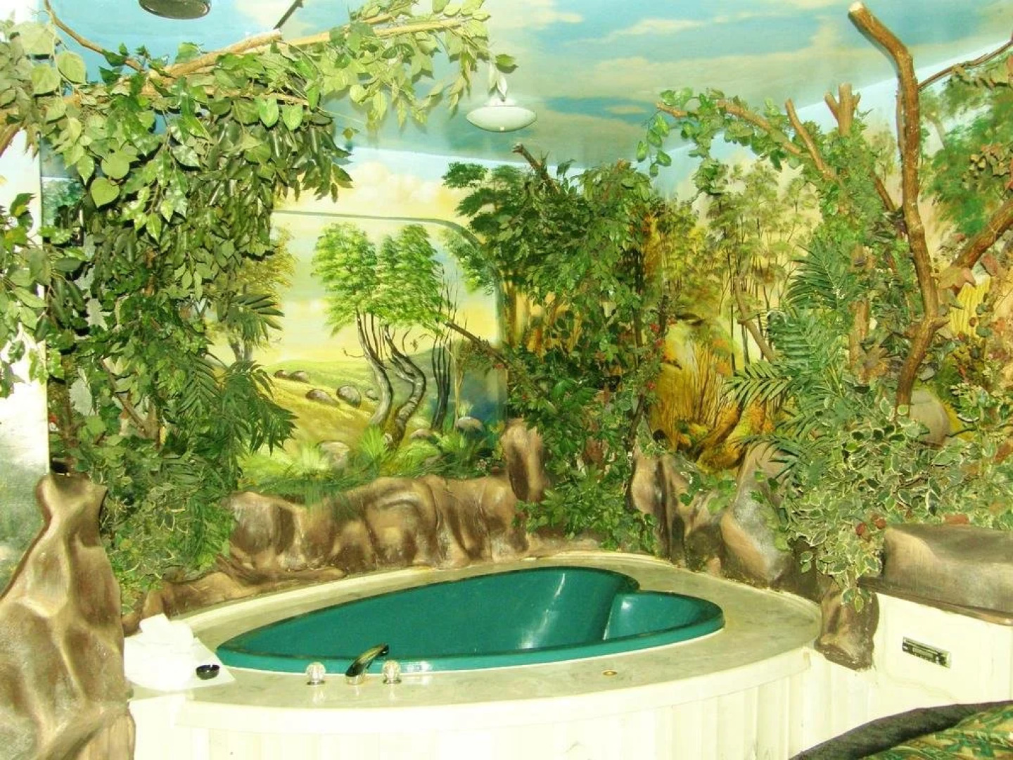 Gallery Holiday Motel