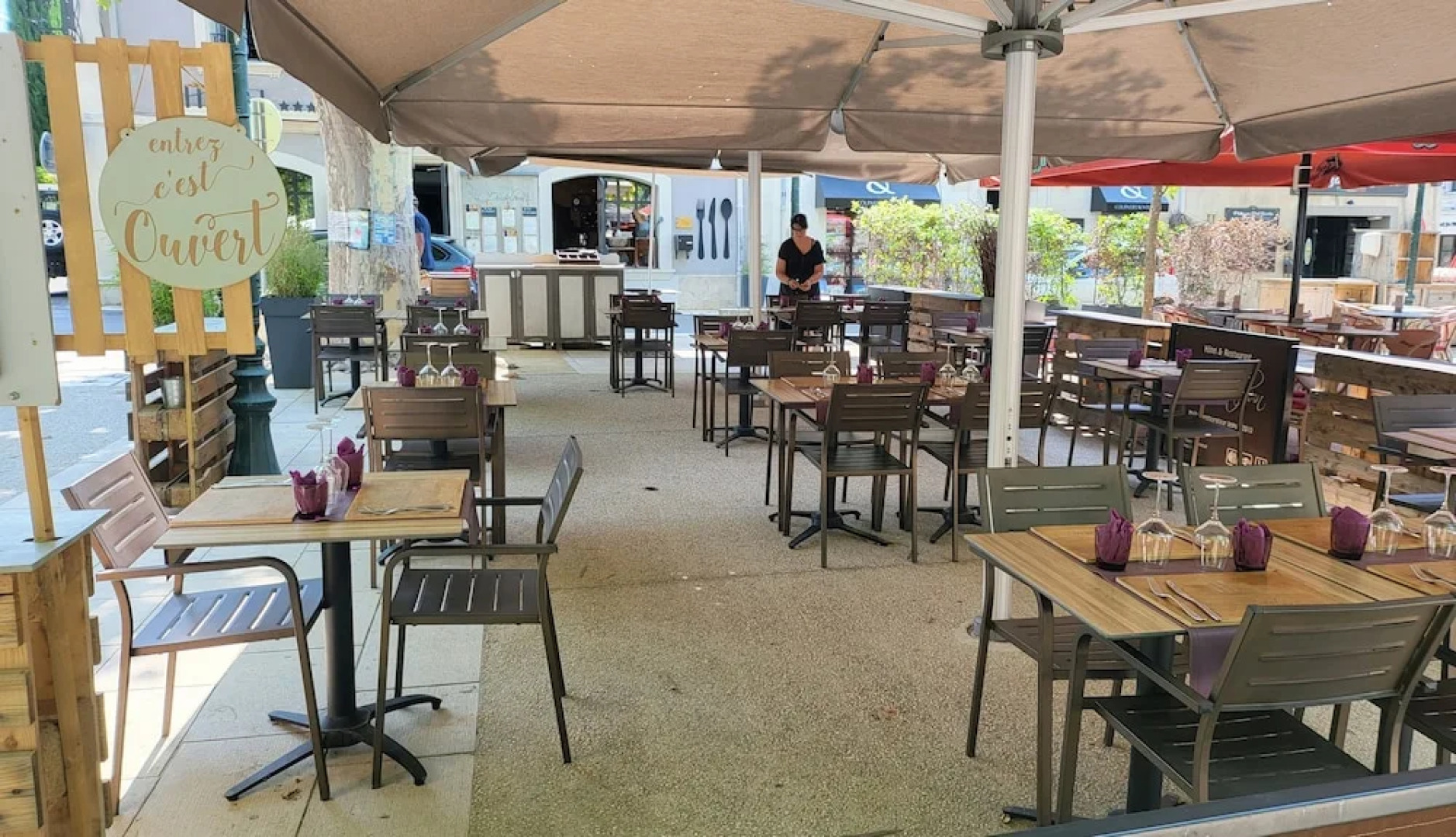 Hôtel Restaurant L'Oustaloun