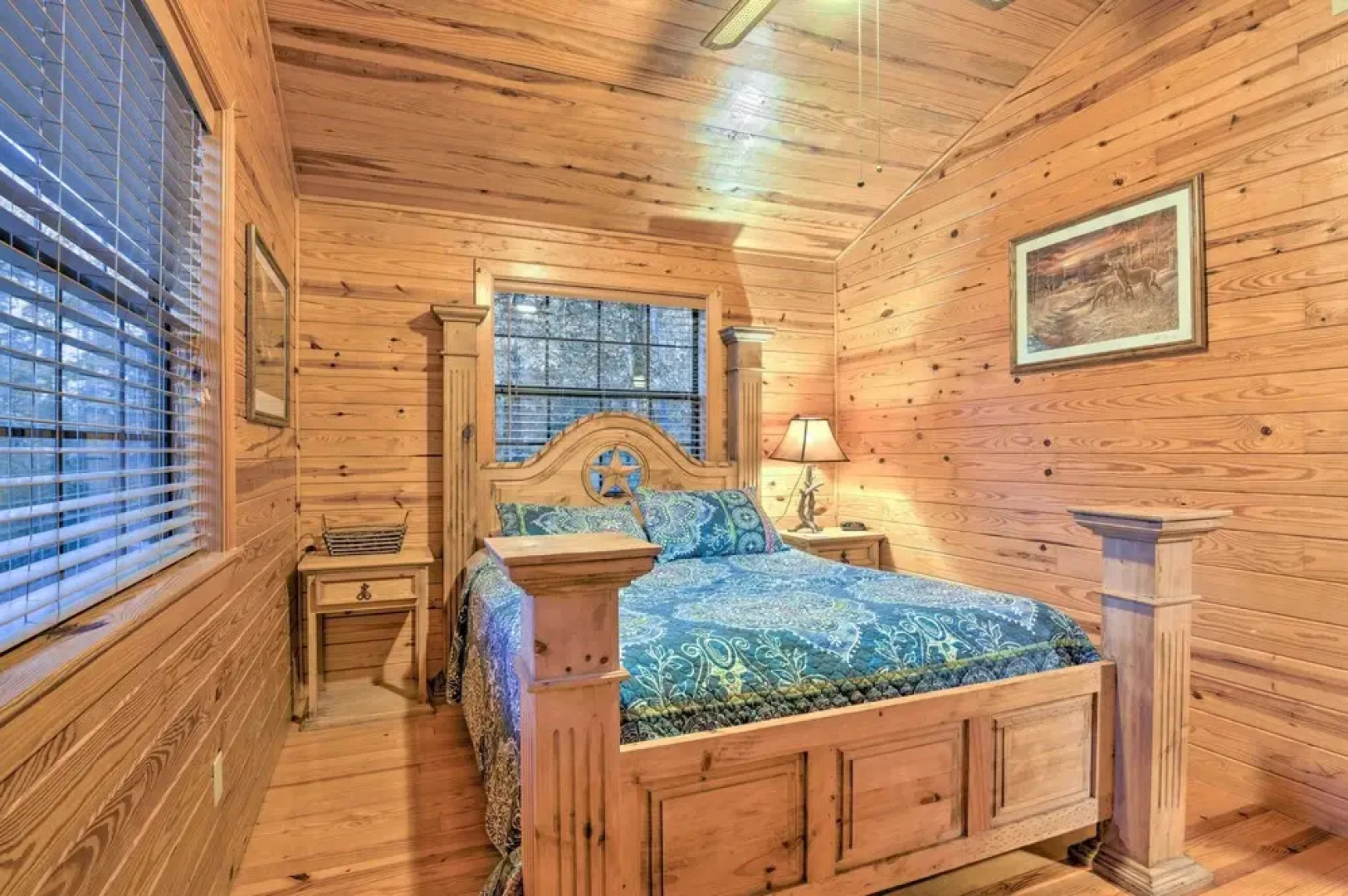 Hochatown Hideaway w/ Hot Tub, Grill & Fire Pit!