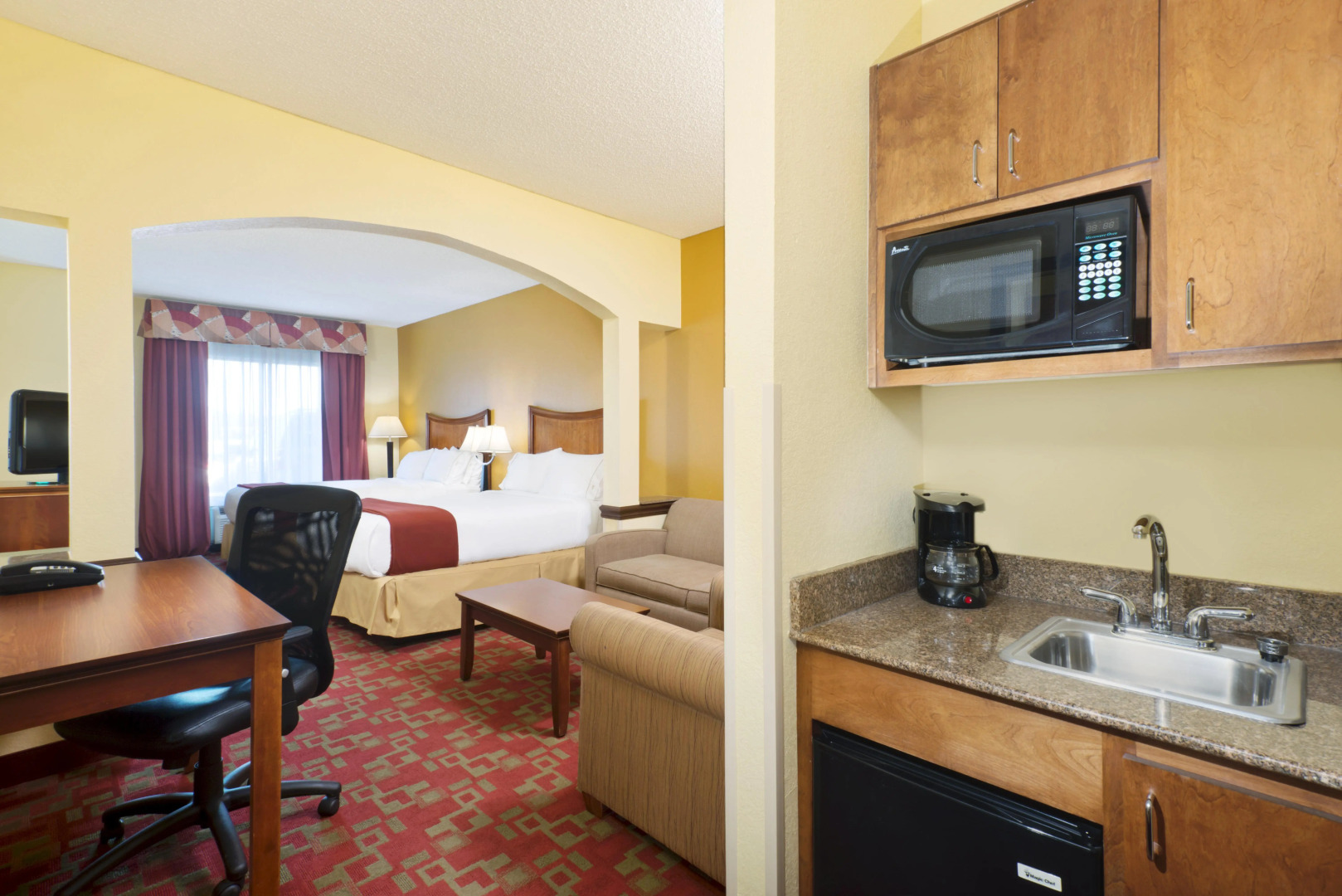 Holiday Inn Express & Suites Little Rock-West by IHG