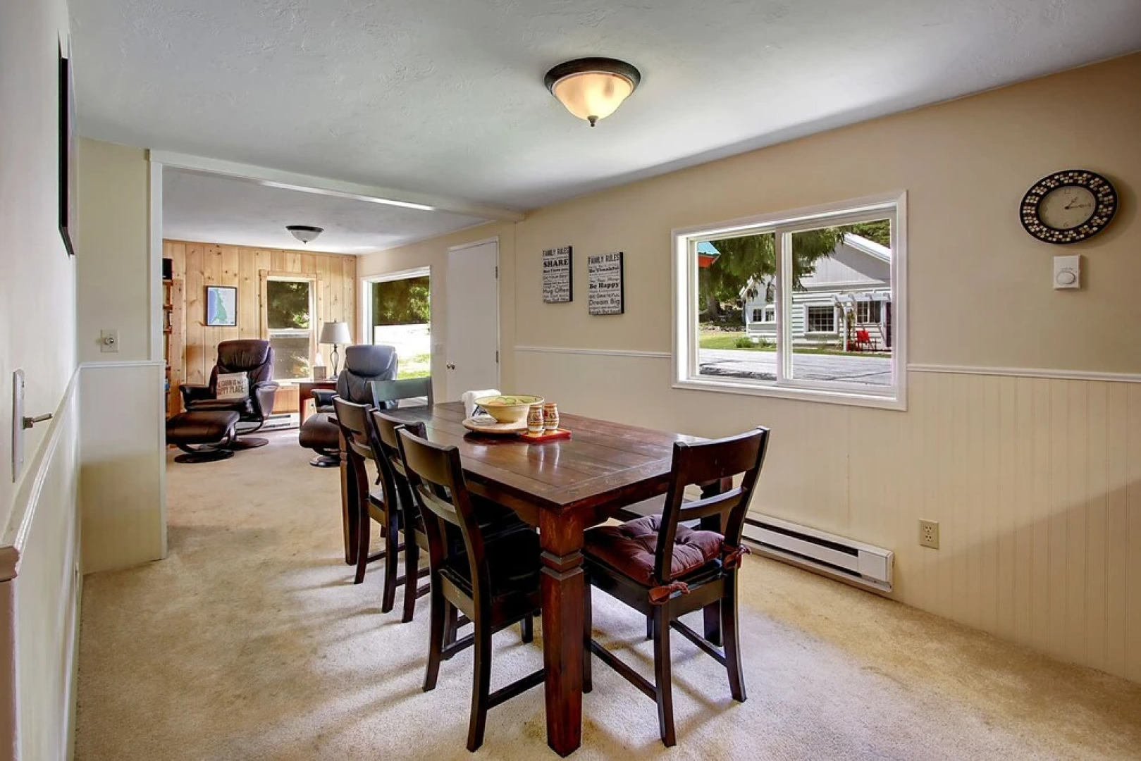 Peaceful Pines Cabin - Three Bedroom Home with Hot Tub