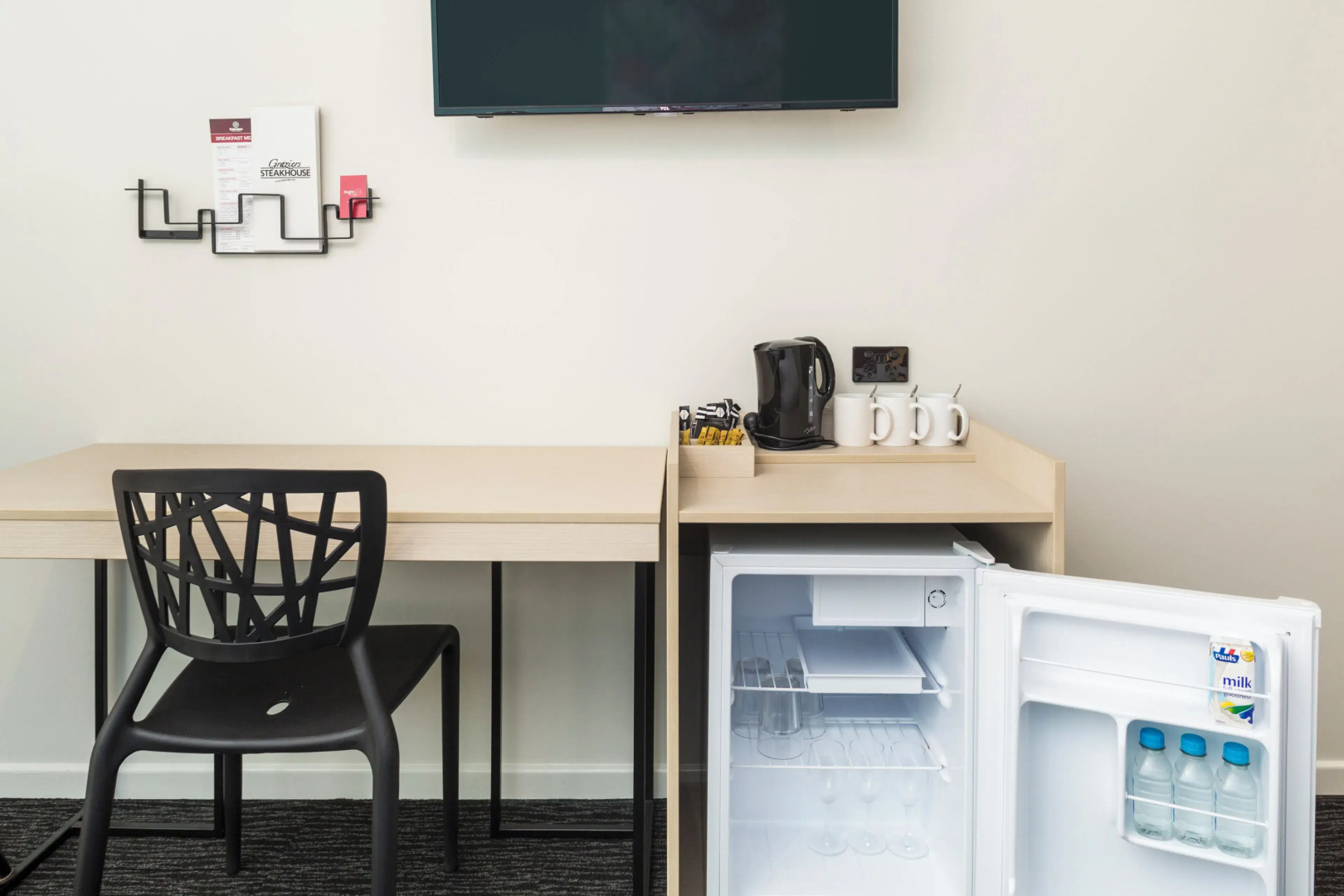 Nightcap at Marine Hotel