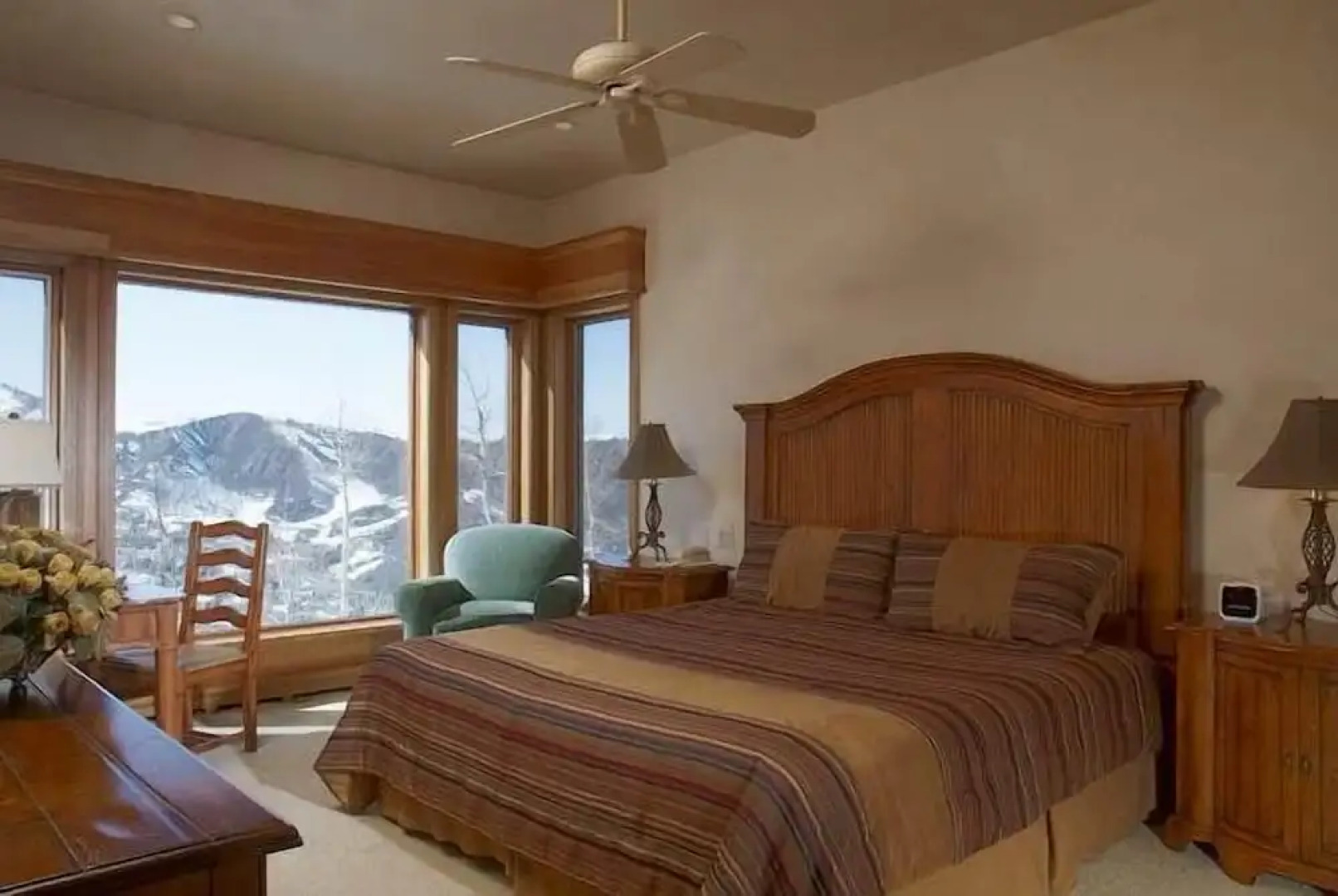 Baby Doe Chateau - 6 Bedrooms Home