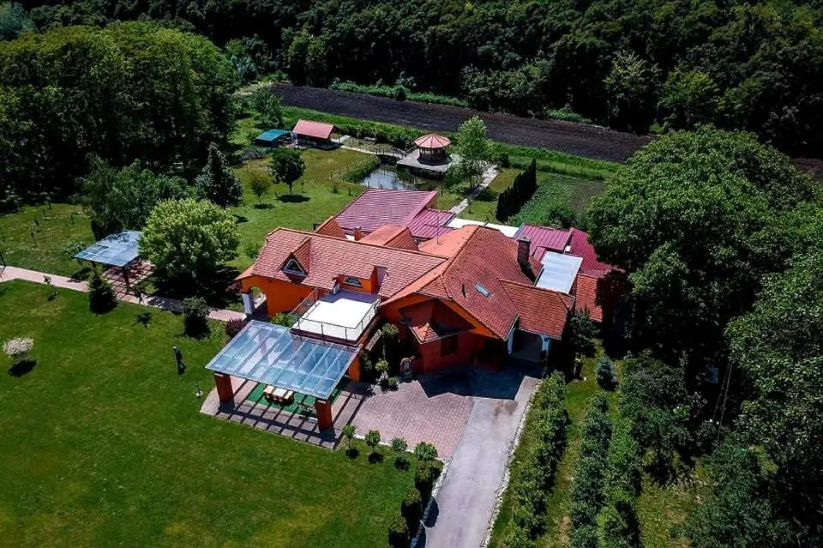 Ladanjska Kuca Maras