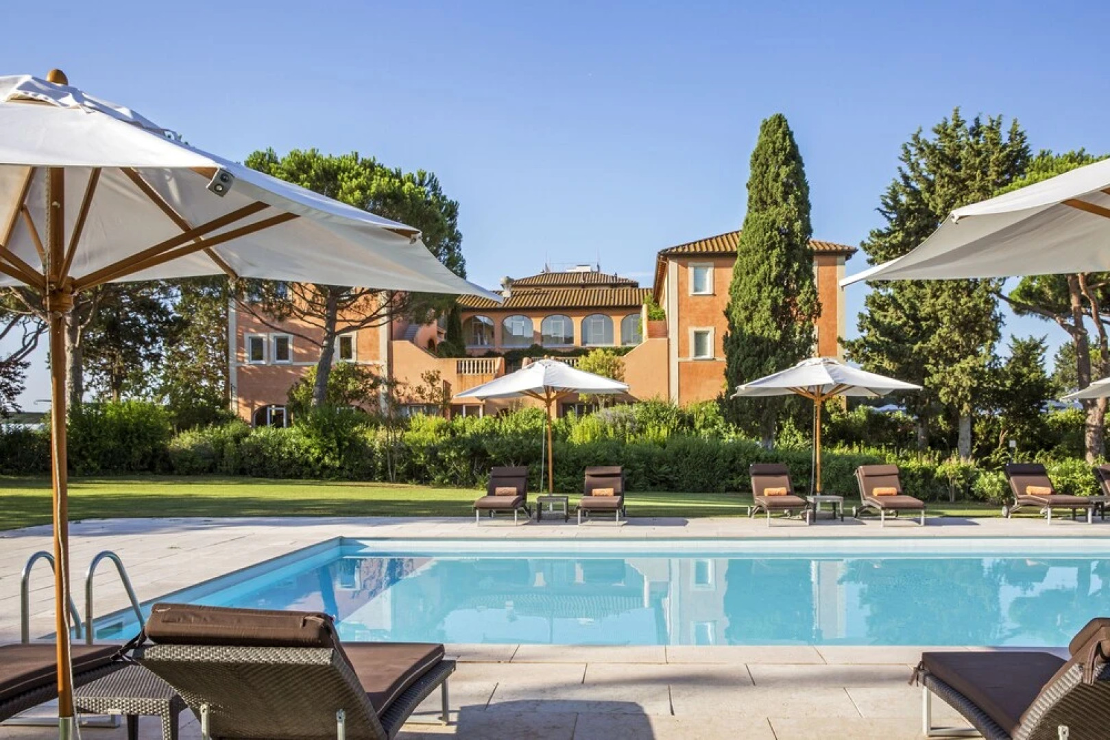 Casa Badiola Golf House