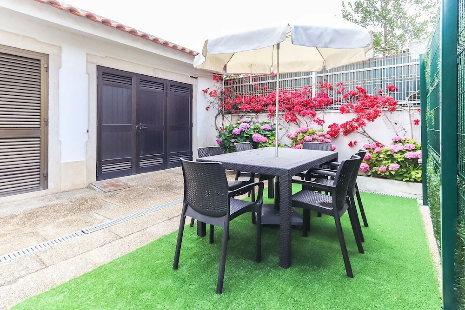 Oeiras Villa by Homing