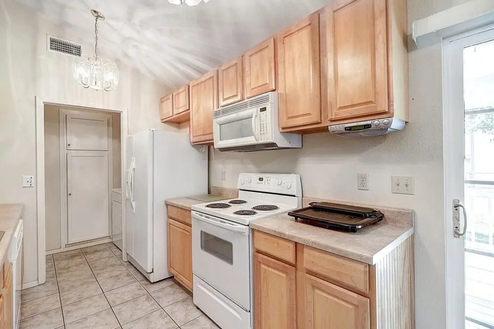 Seashell Memories 2 Bedroom Home by RedAwning