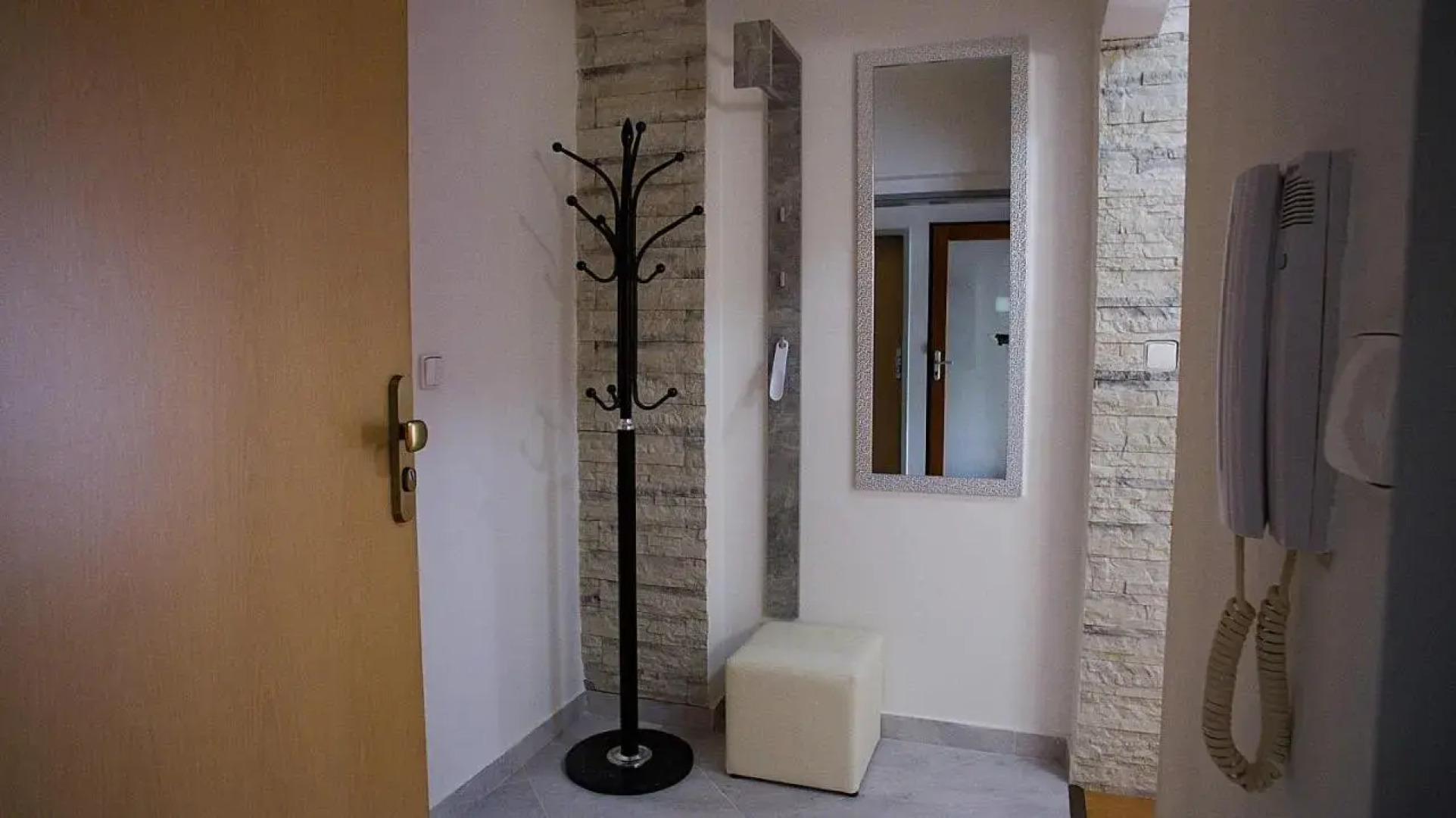 Apartmán se zahrádkou v krásné čtvrti Berouna