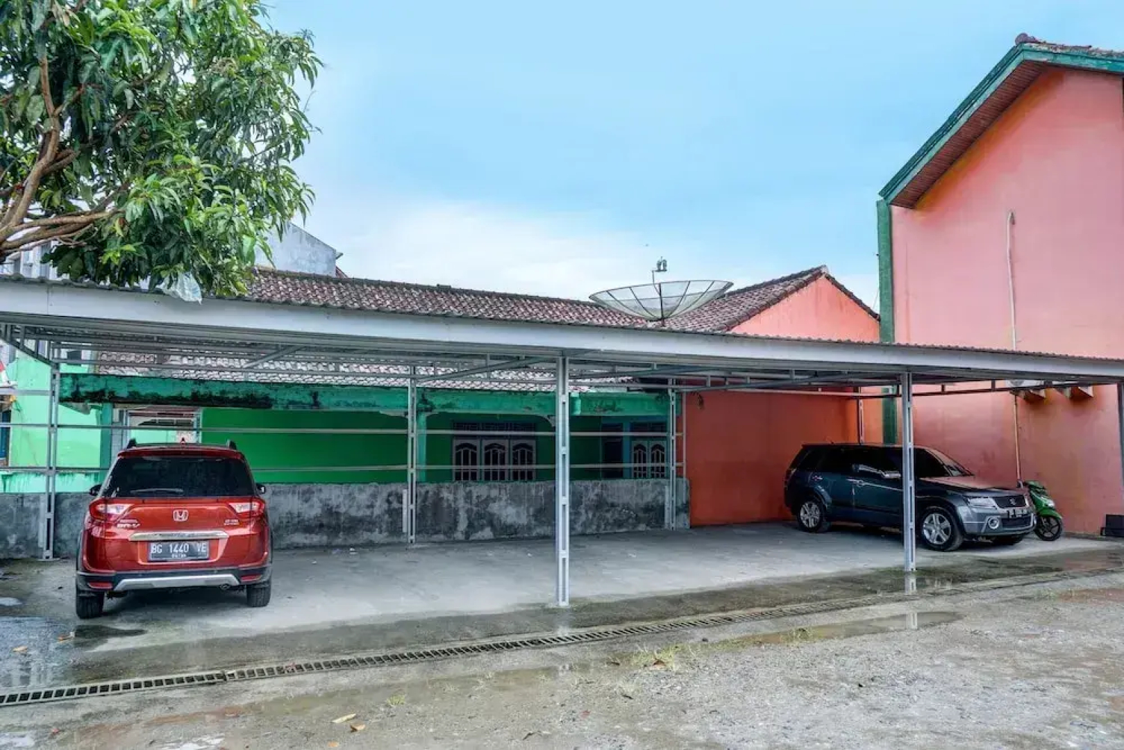 Capital O 92316 Wisma Widya Loka Pratama Near Futsal Tebing Gading