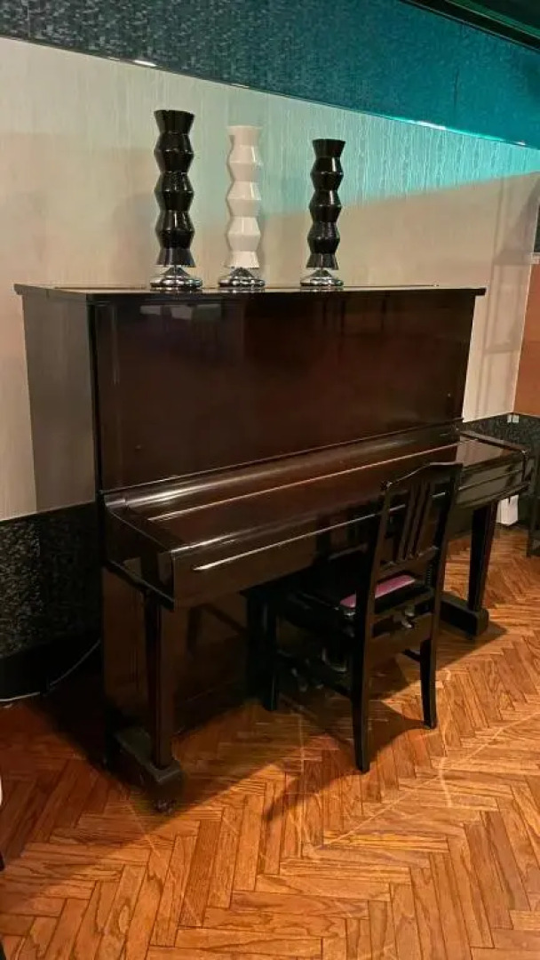 GLAMROSE -Adult Only-