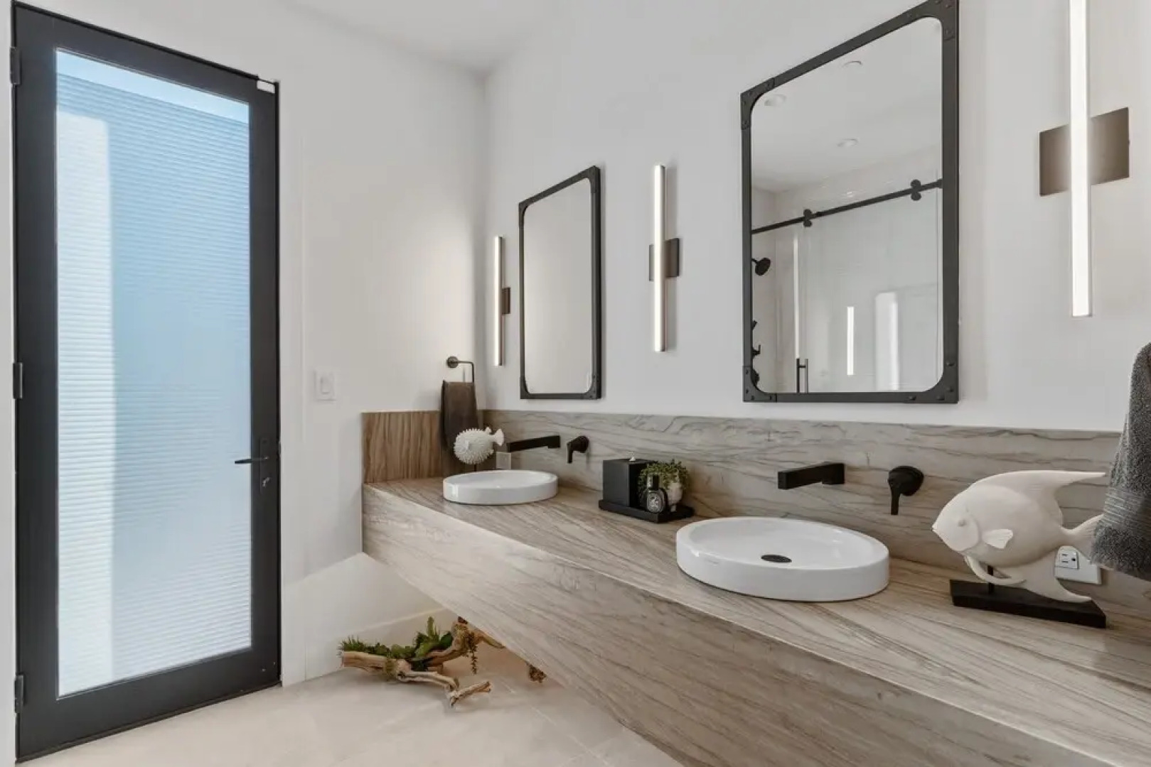 Ocean Whispers 4 Bedroom Home