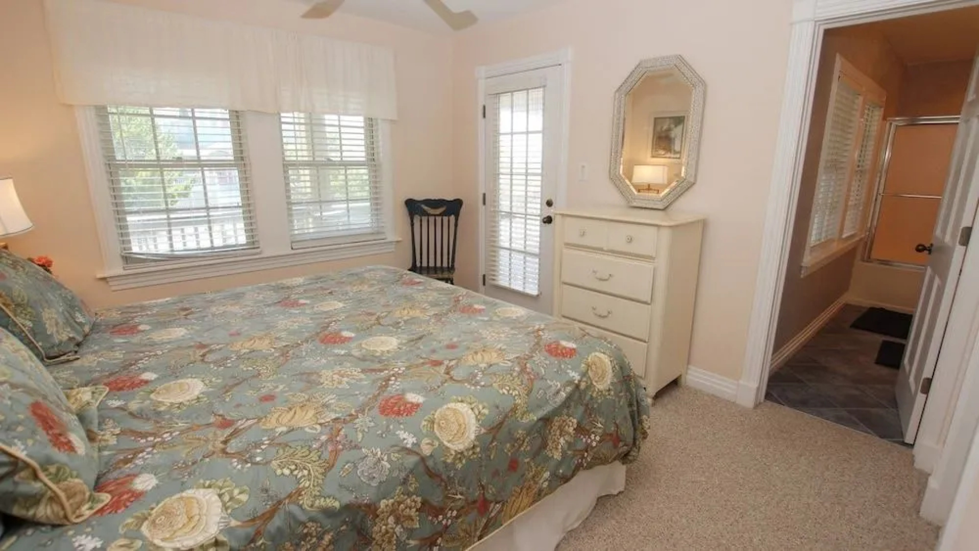 Trading Winds - 6 Br Home