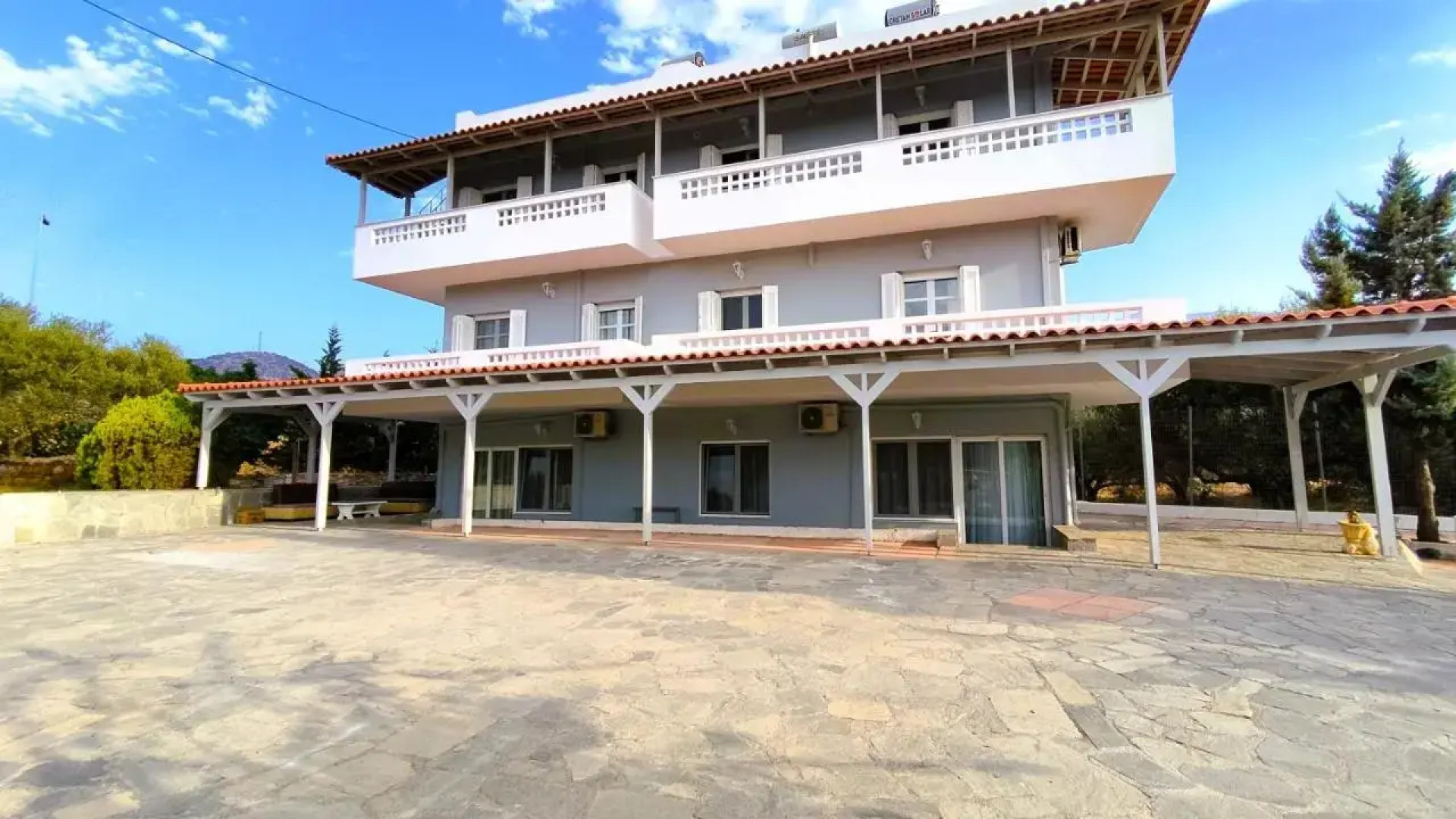 Tarmaros - Families & Groups