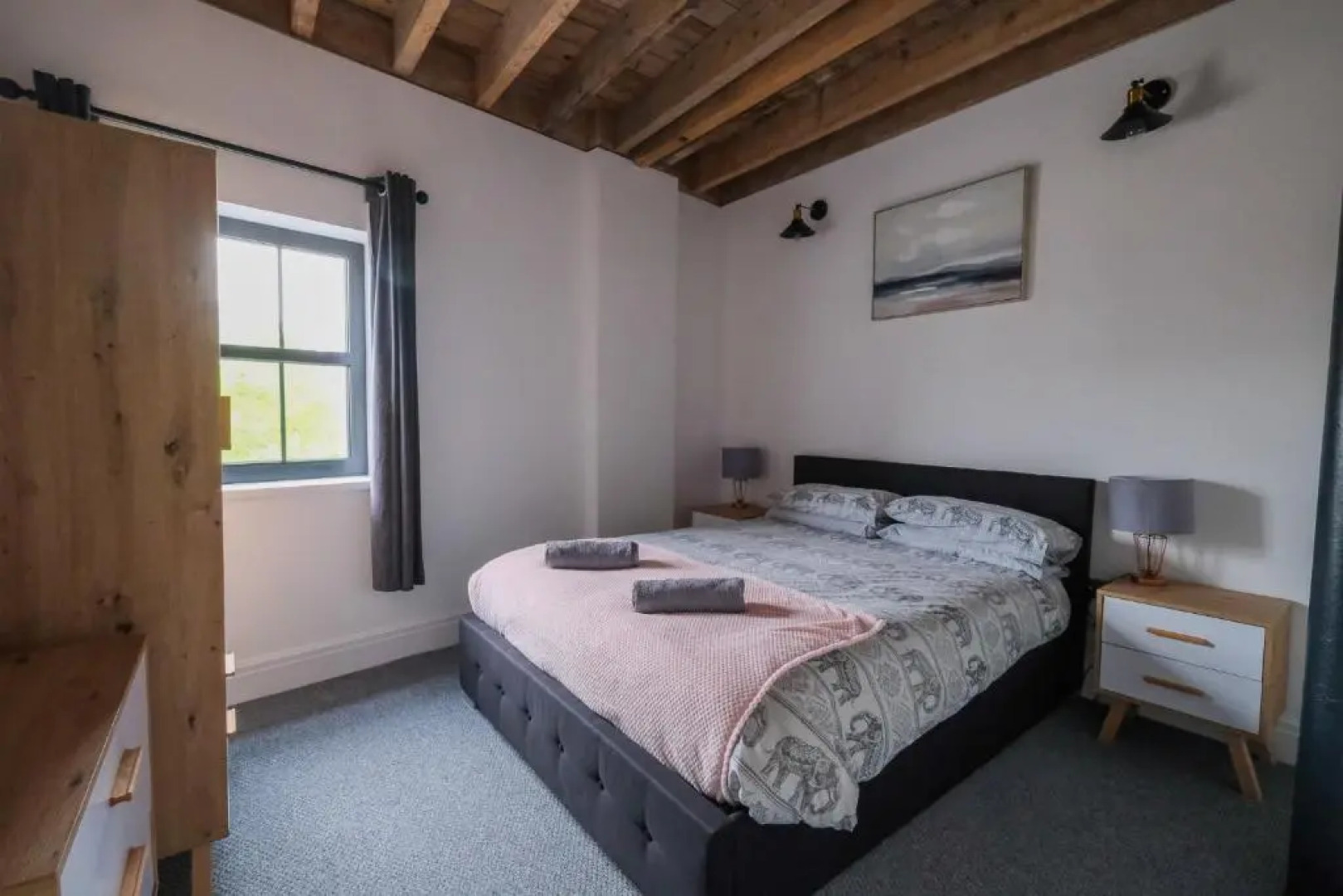 The Eden Warehouse - Green Apartment, sleeps 5