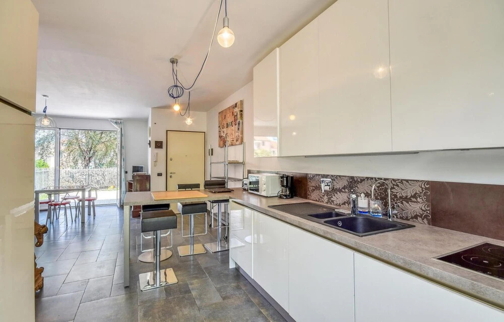 Awesome Home in Vado Ligure With Internet and 2 Bedrooms