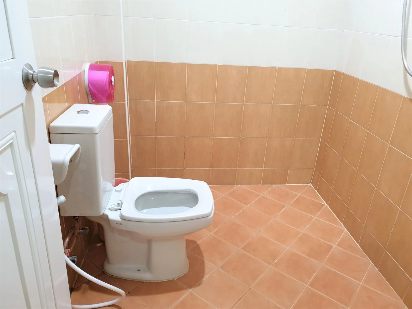 Sea Beach Koh Larn 2