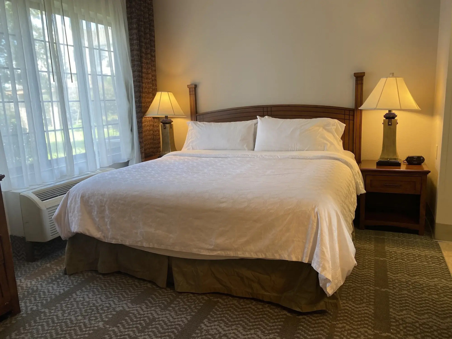 Staybridge Suites Milwaukee West-Oconomowoc by IHG