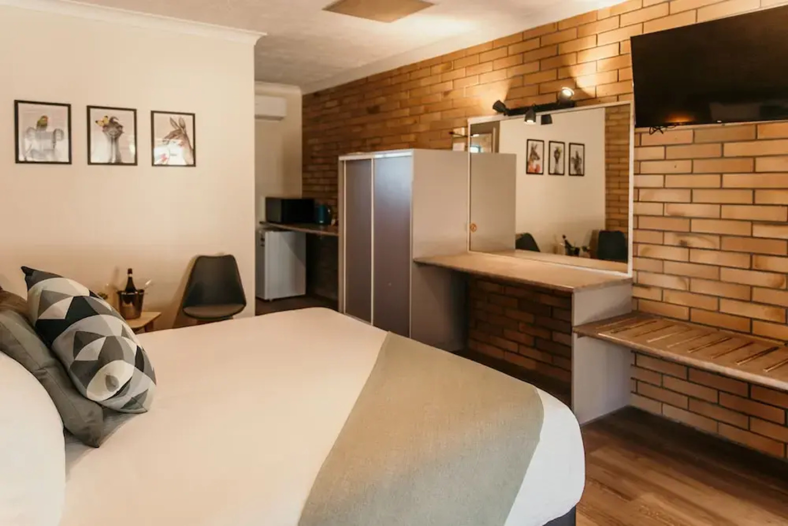 Oasis Motor Inn Blackall