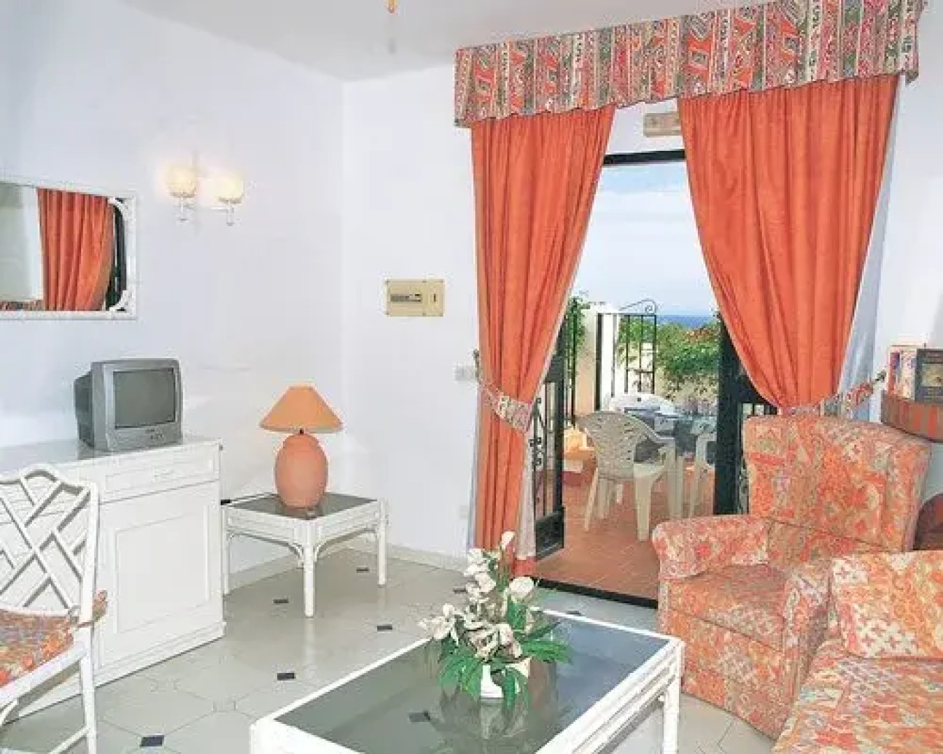 Club Oasis at El Capistrano