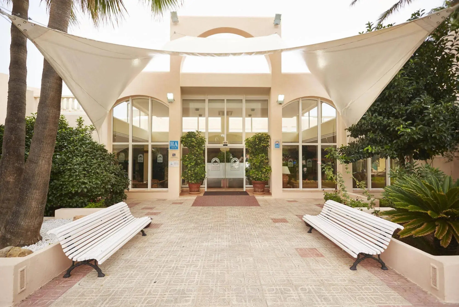 Invisa Hotel Club Cala Verde