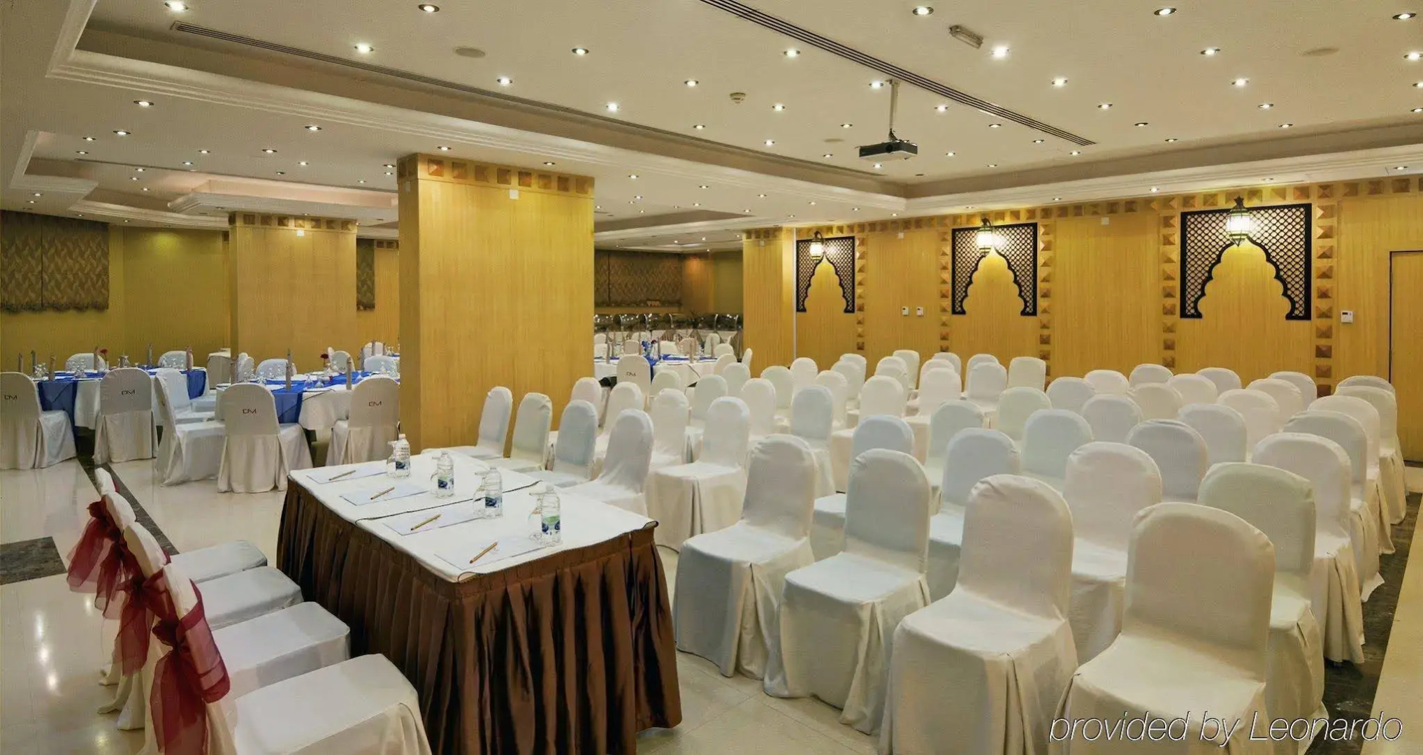 Lotus Downtown Metro Hotel Apartments