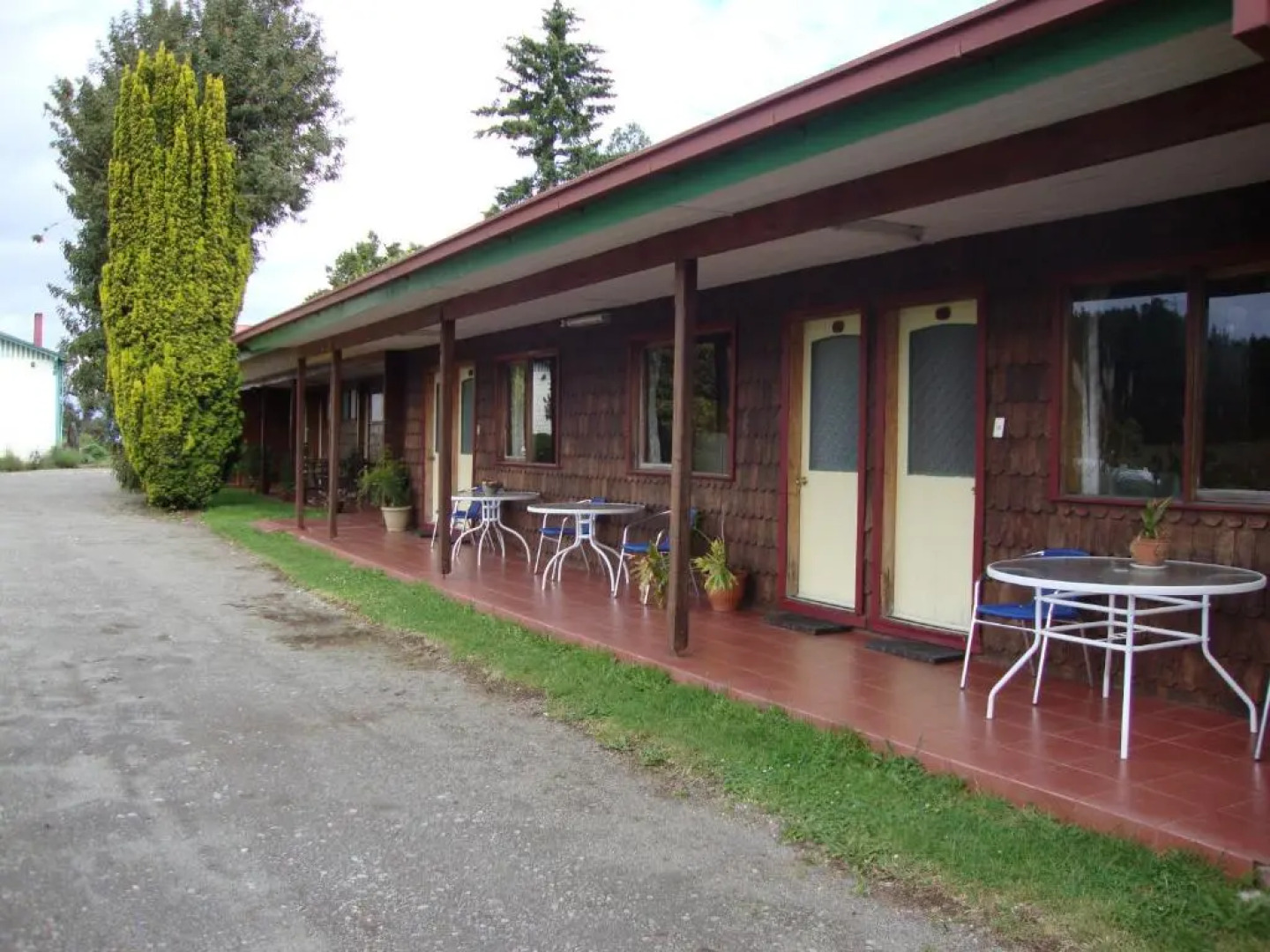 Hostal y Cabañas Lagune Club